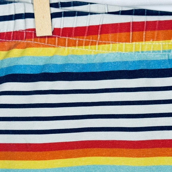 Hanna Andersson, Striped Rainbow Girls Biker Shorts, Size 6/7 - Picture 2 of 5